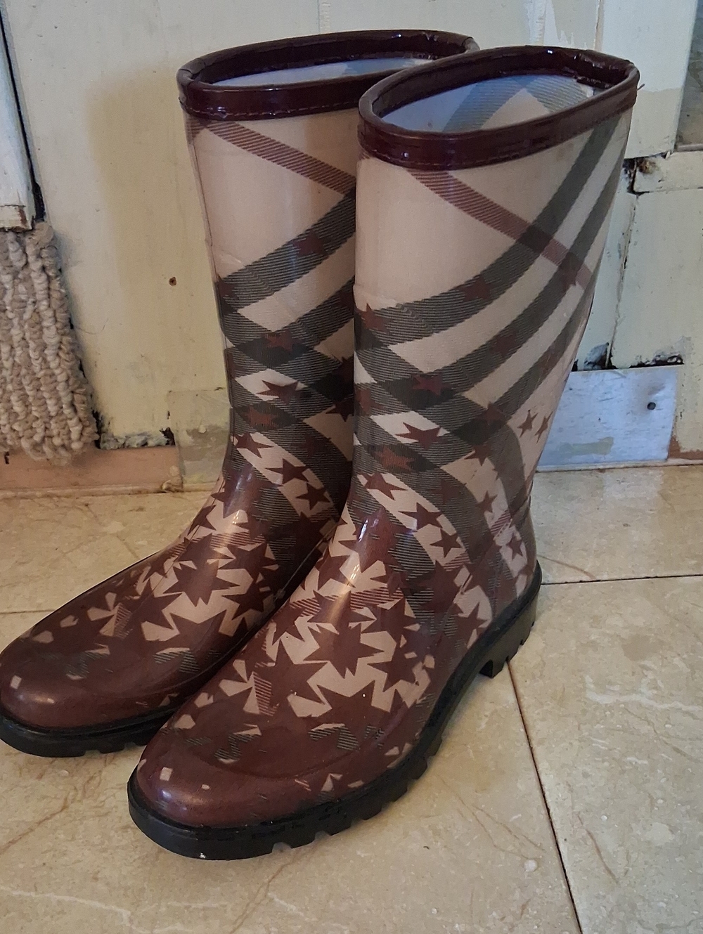 Burberry Nova Check Painted Star Pattern 37 Italy